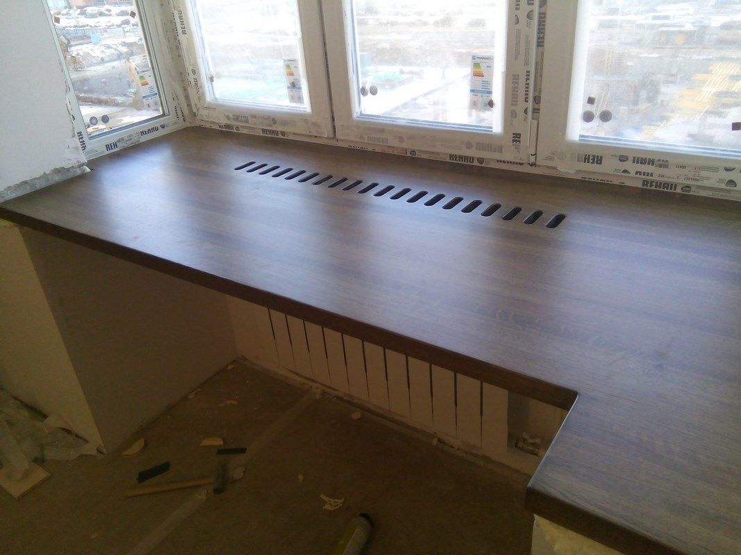 Монтаж стола-подоконника