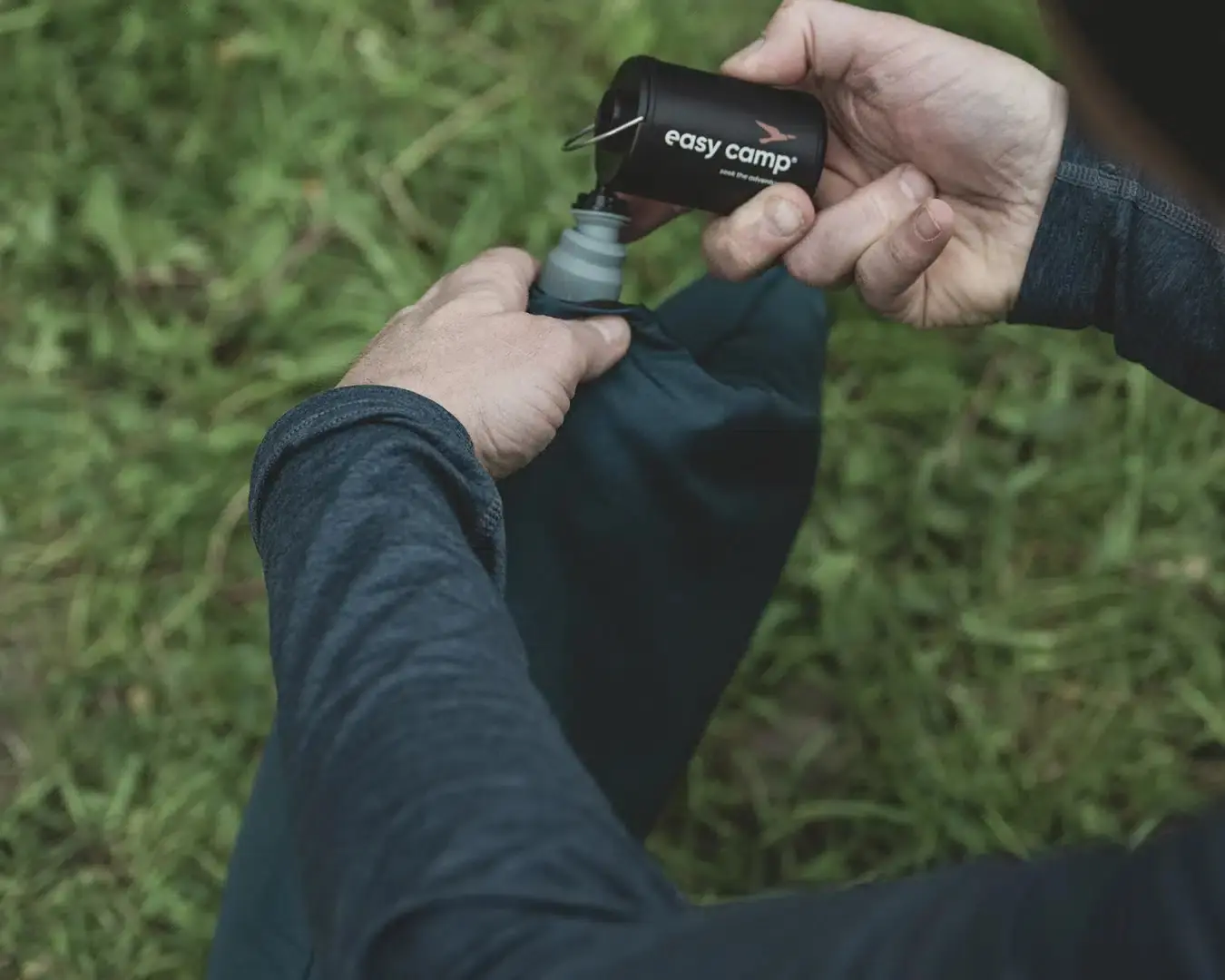 Perna de calatorie Easy Camp Raven Compact (Blue)