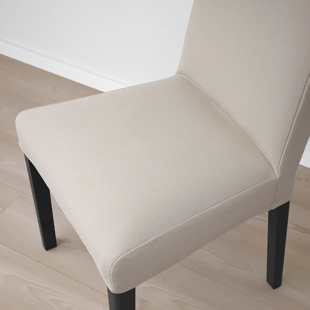 Scaun Ikea Bergmund/Hallarp (Negru/Bej)