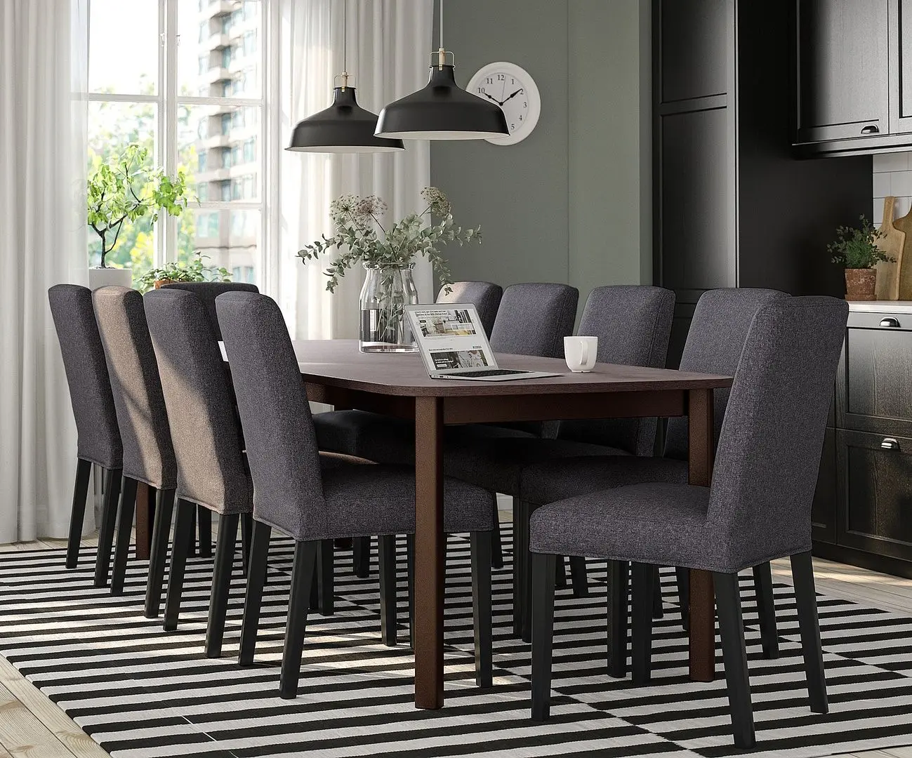 Set masa scaune Ikea Strandtorp/Bergmund/Gunnared 150/205/260cm 1+8 (Maro/Gri mediu)