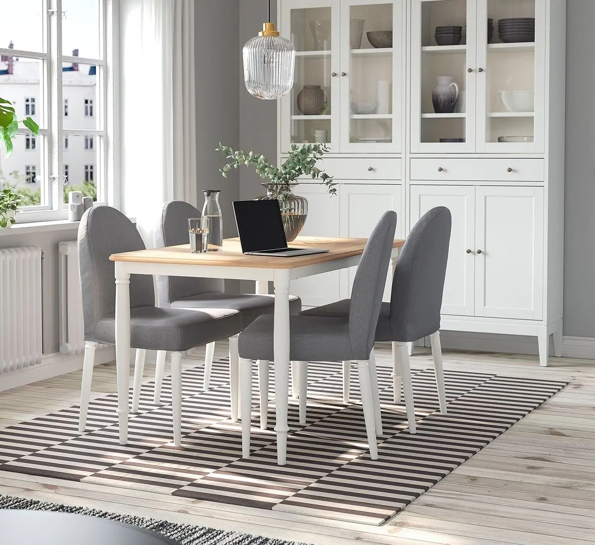Set masa scaune Ikea Danderyd/Vissle 130x80cm 1+4 (Furnir stejar/Alb/Gri)