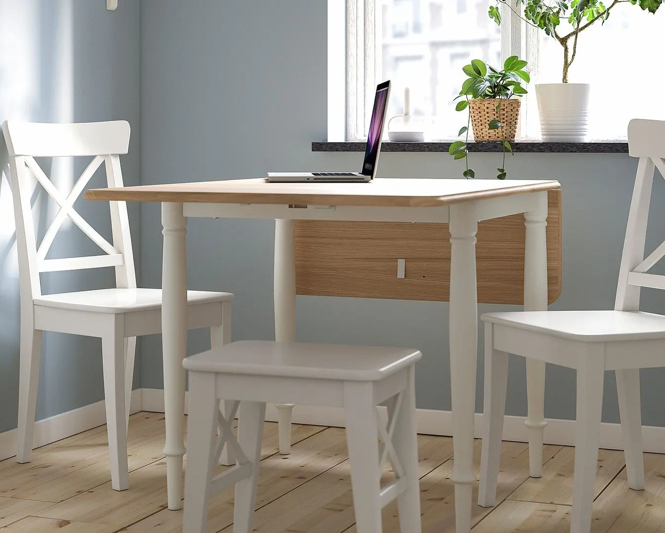 Masa Ikea Danderyd extensibila 74/134x80cm (Furnir stejar/Alb)