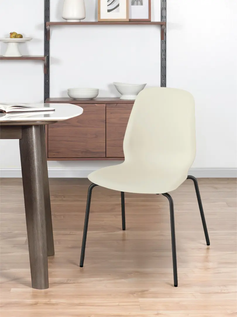 Scaun Ikea Skalsta plastic (Bej/Negru-gri)