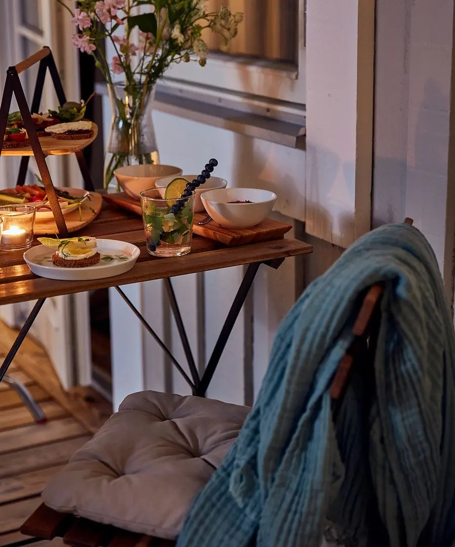 Set mobilier de gradina Ikea Tarno masă+2 scaune (Negru/Maro Deschis Vopsit)