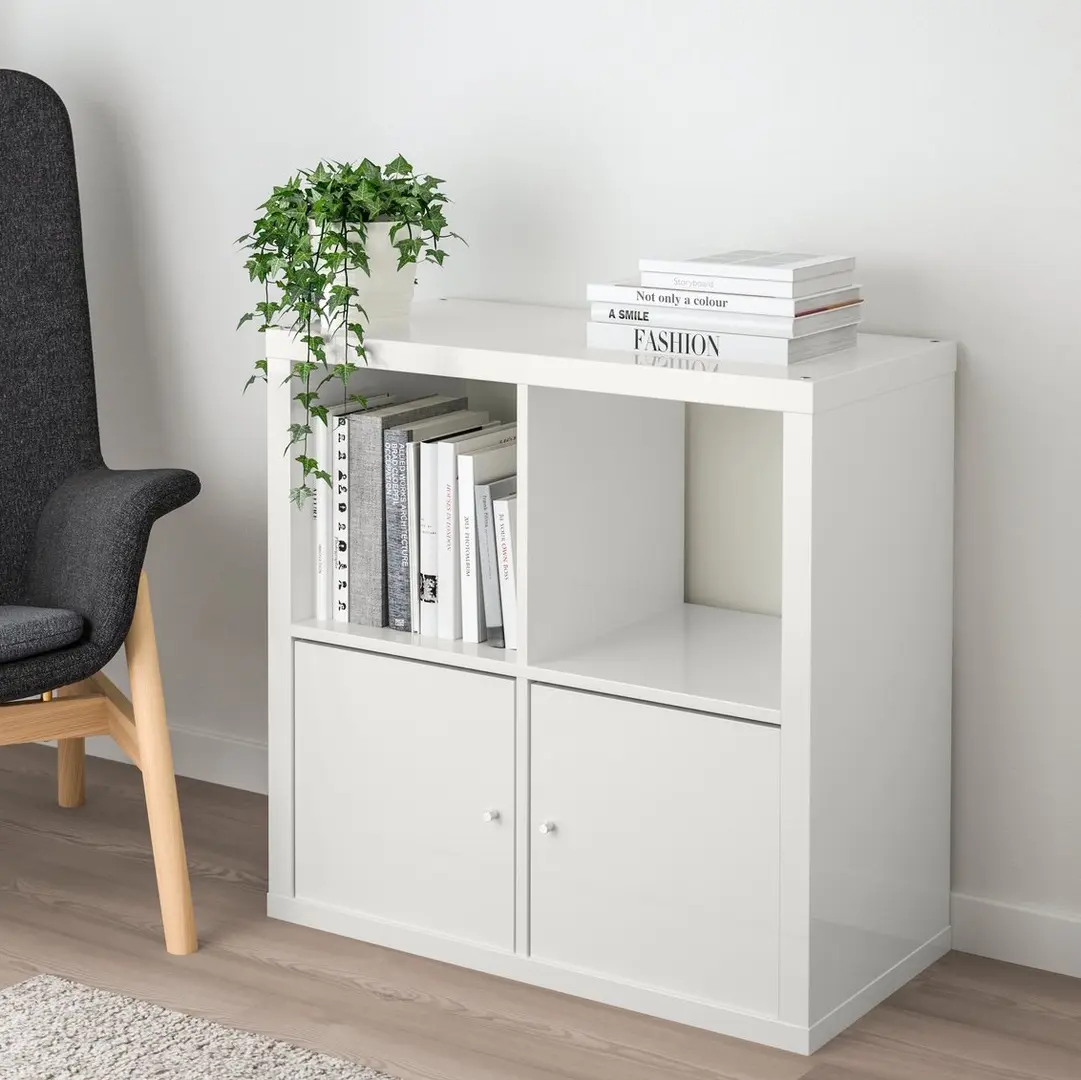Etajera Ikea Kallax cu usi 77x77 (Lucios alb)
