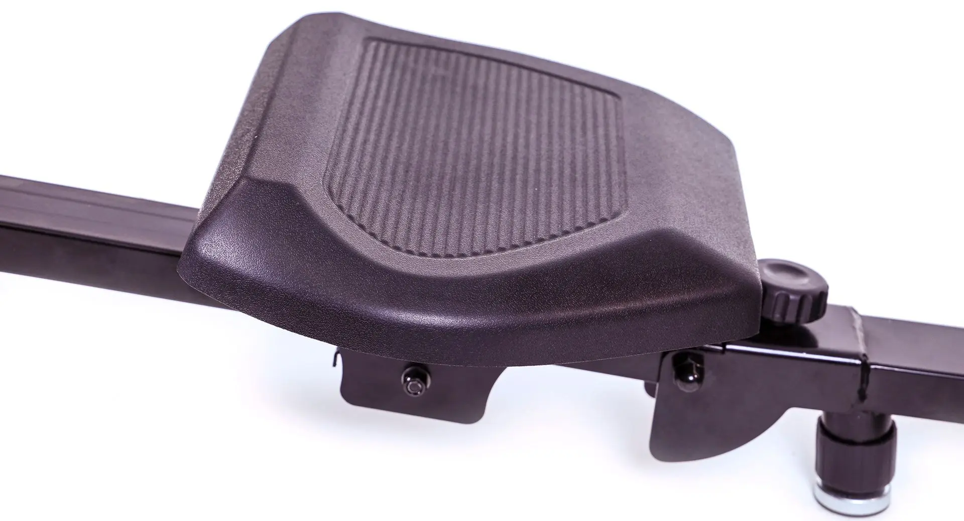 Aparat de canotaj Motive Fitness U.N.O R100 (Black/Silver)