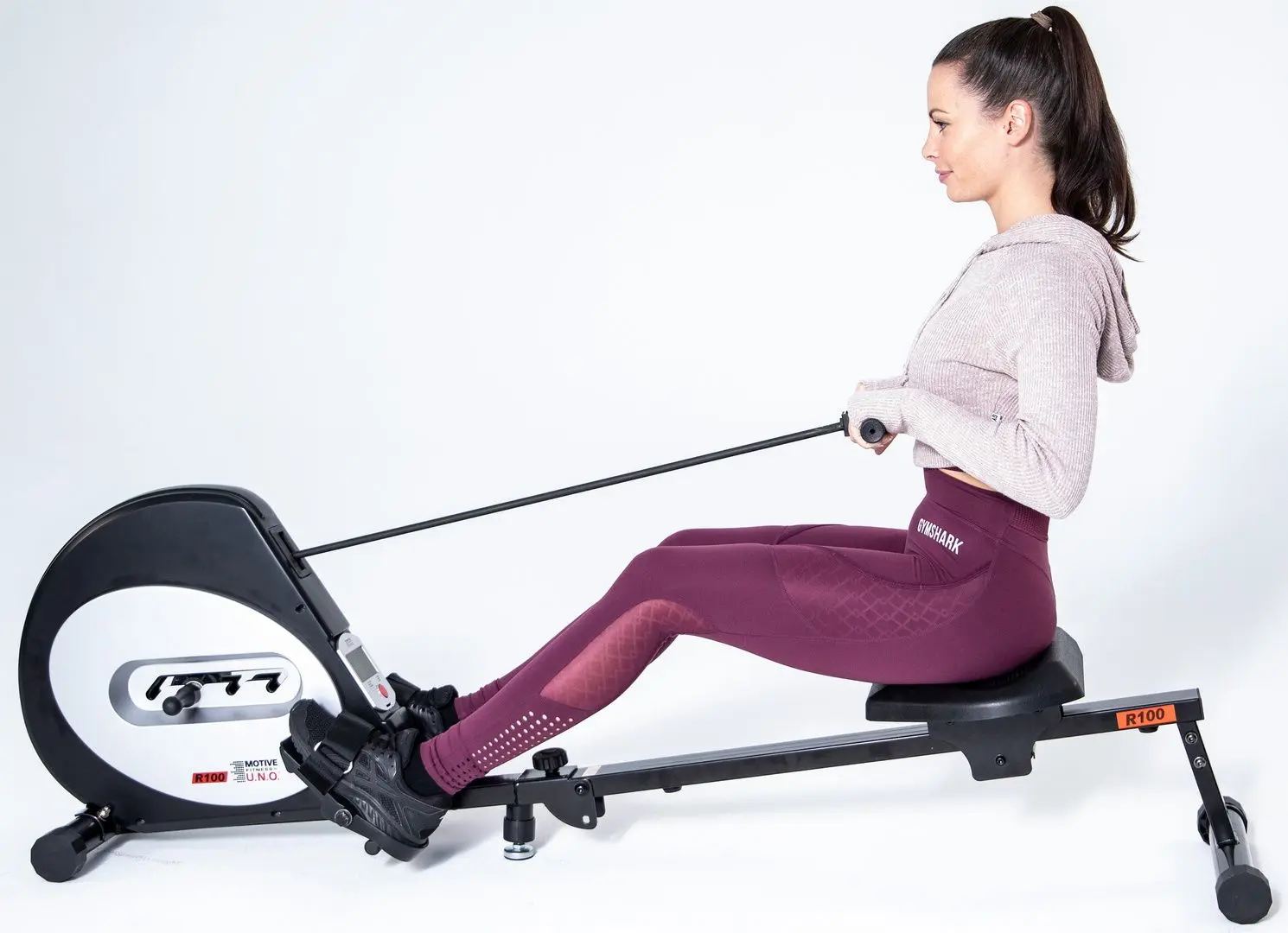 Aparat de canotaj Motive Fitness U.N.O R100 (Black/Silver)