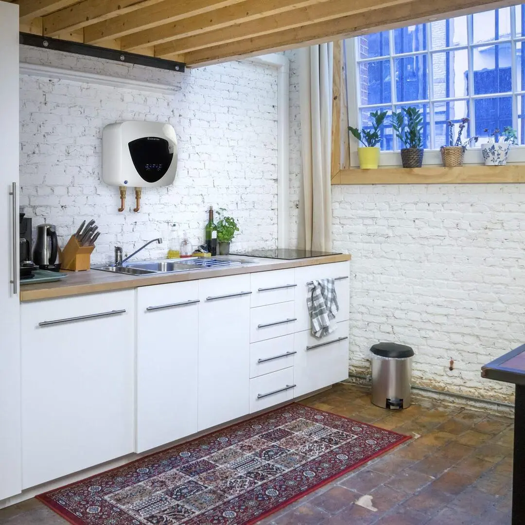 Incalzitor de apa electric Ariston Andris Lux Eco 15/5 EU (White)