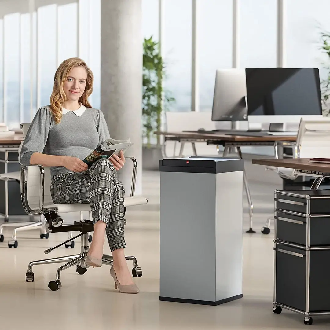 Мусорное ведро Hailo BigBox Swing XL 52L (White/Black)