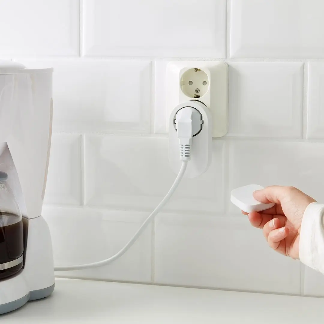 Priza cu control wireless Ikea Tradfri (Alb)