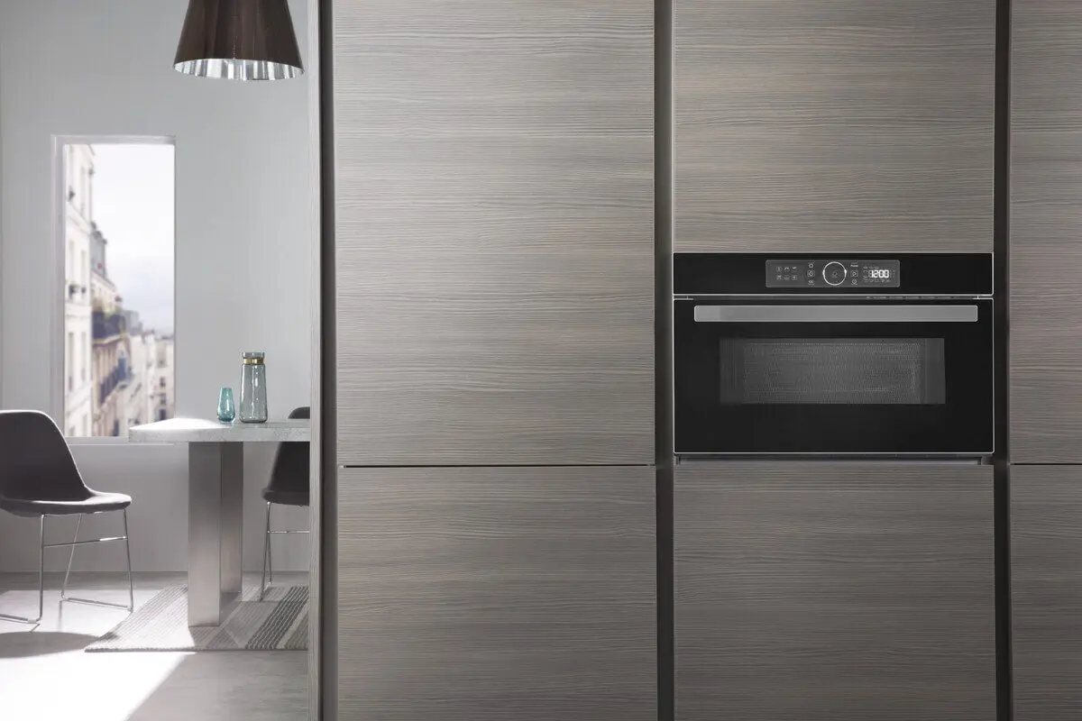 Cuptor cu microunde incorporabil Whirlpool AMW 730 NB (Black)