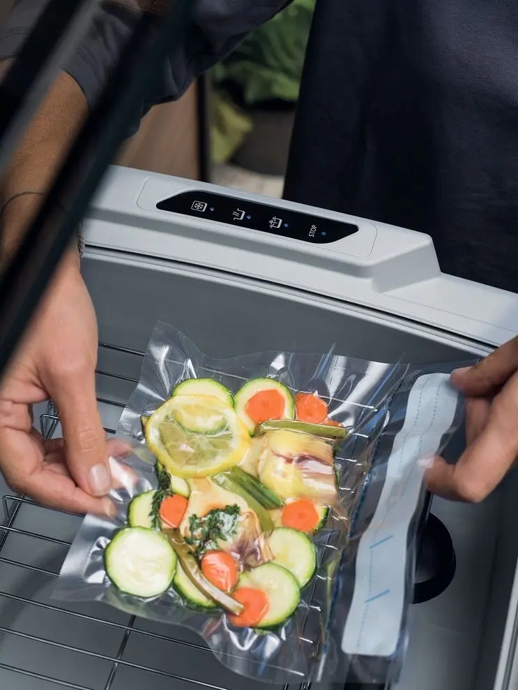 Встраиваемый вакуумный упаковщик KitchenAid KVXXX 44601 (Inox)