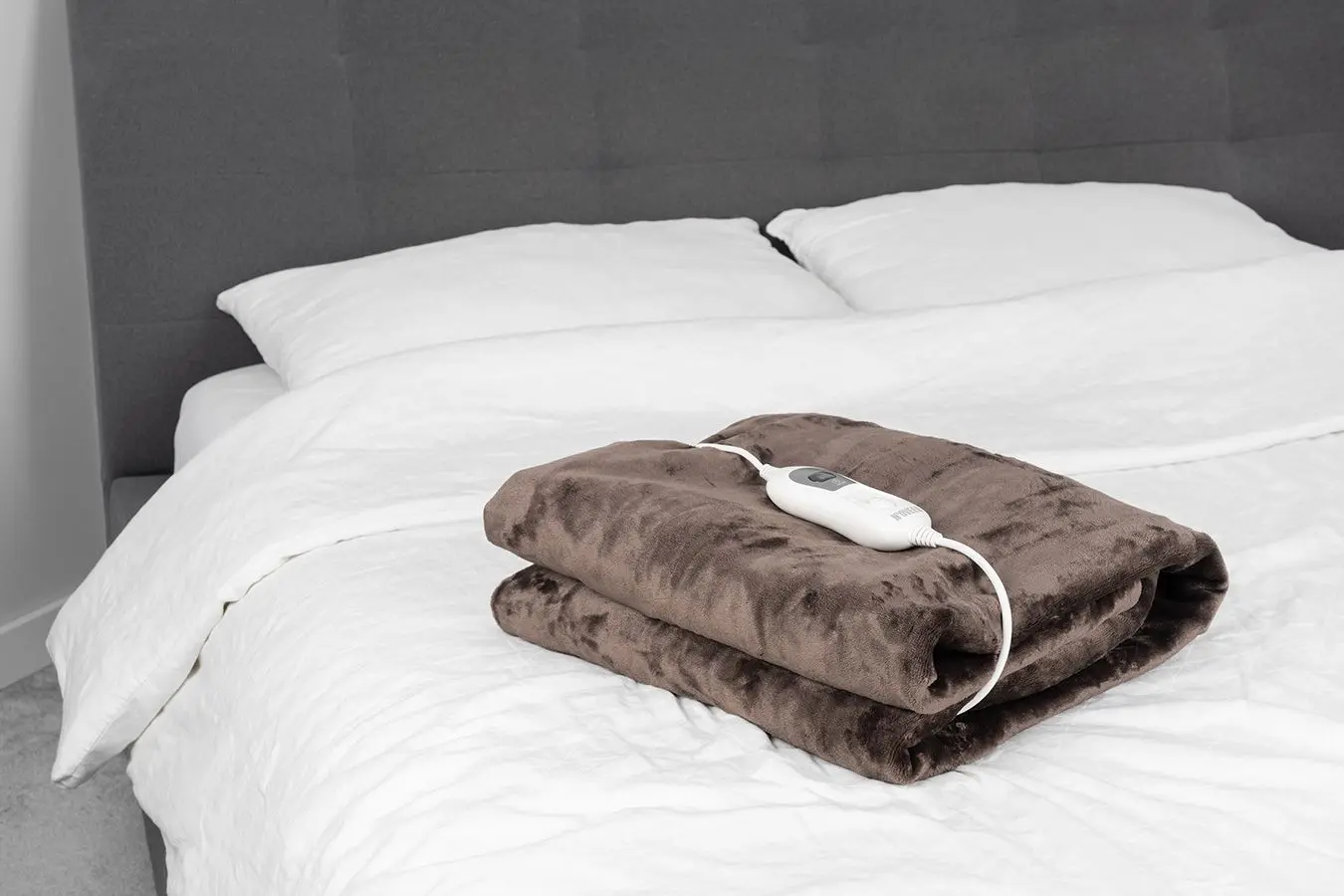 Электроодеяло Noveen EB640 (Brown/Beige)