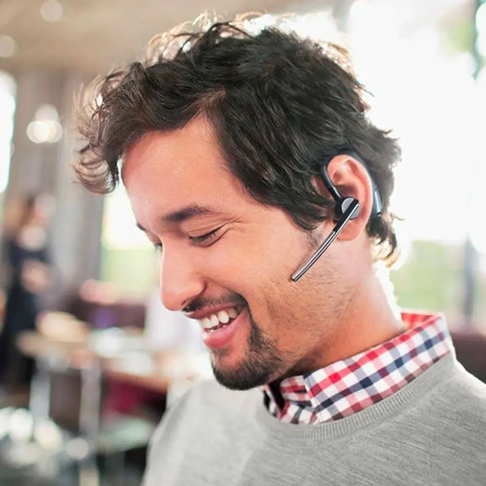 Bluetooth-гарнитура Plantronics Voyager Legend (87300-05)