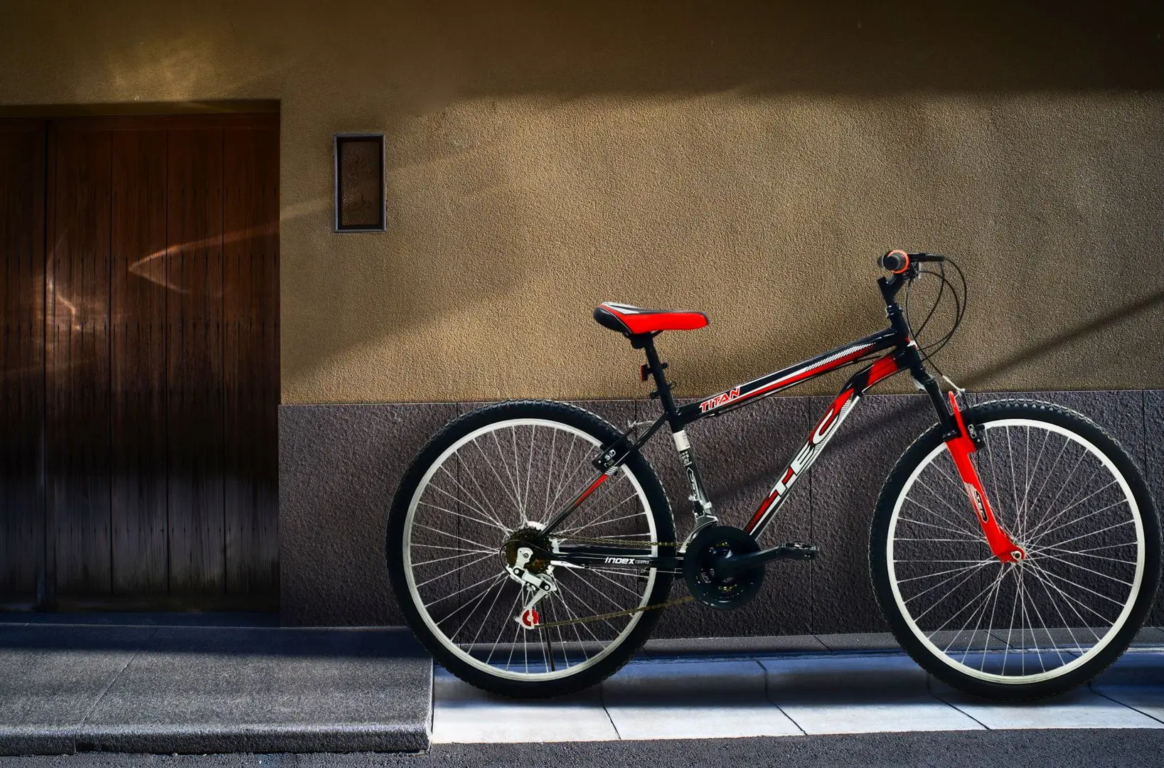 Велосипед Belderia Tec Titan 26 (Black/Red)