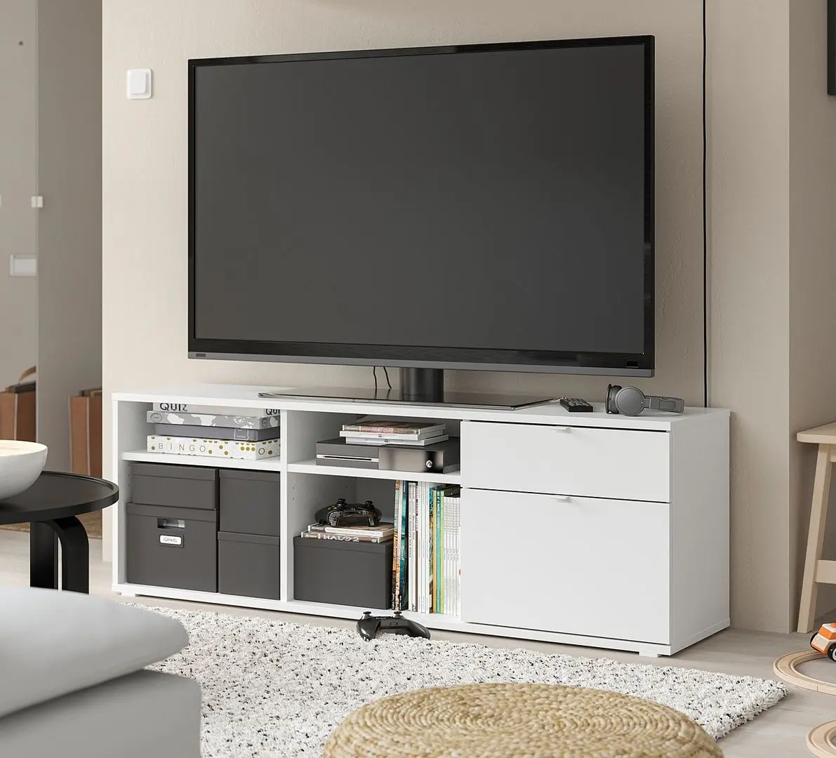 Tumba pentru TV Ikea Vihals 146x37x50 (Alb)