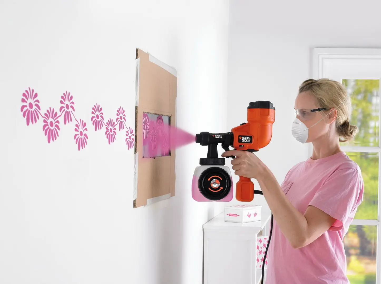 Краскораспылитель электрический Black&Decker HVLP200