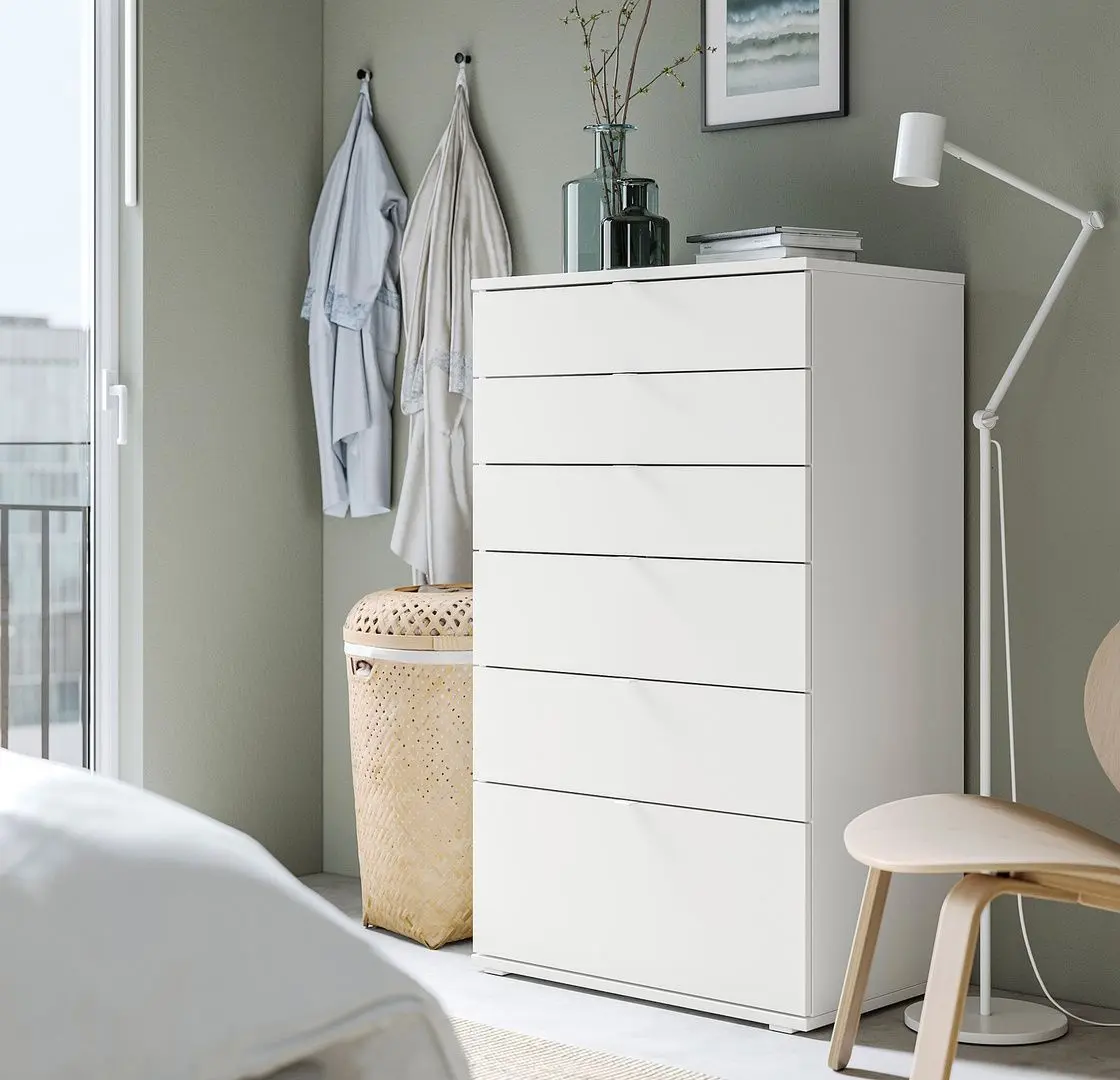 Комод Ikea Vihals 70x47x120 (Белый)