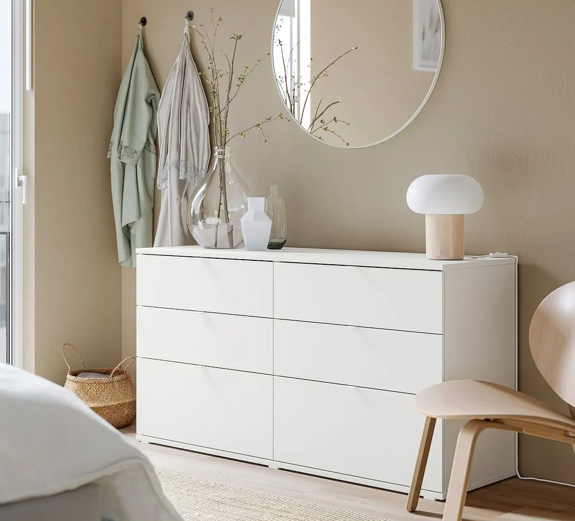 Комод Ikea Vihals 140x47x75 (Белый)