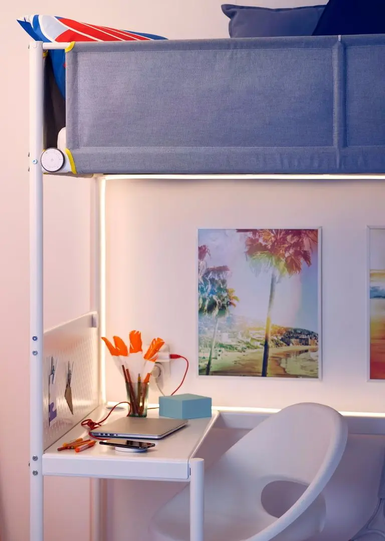 Pat supraetajat Ikea Vitval cu birou 90x200 (Alb/Gri)