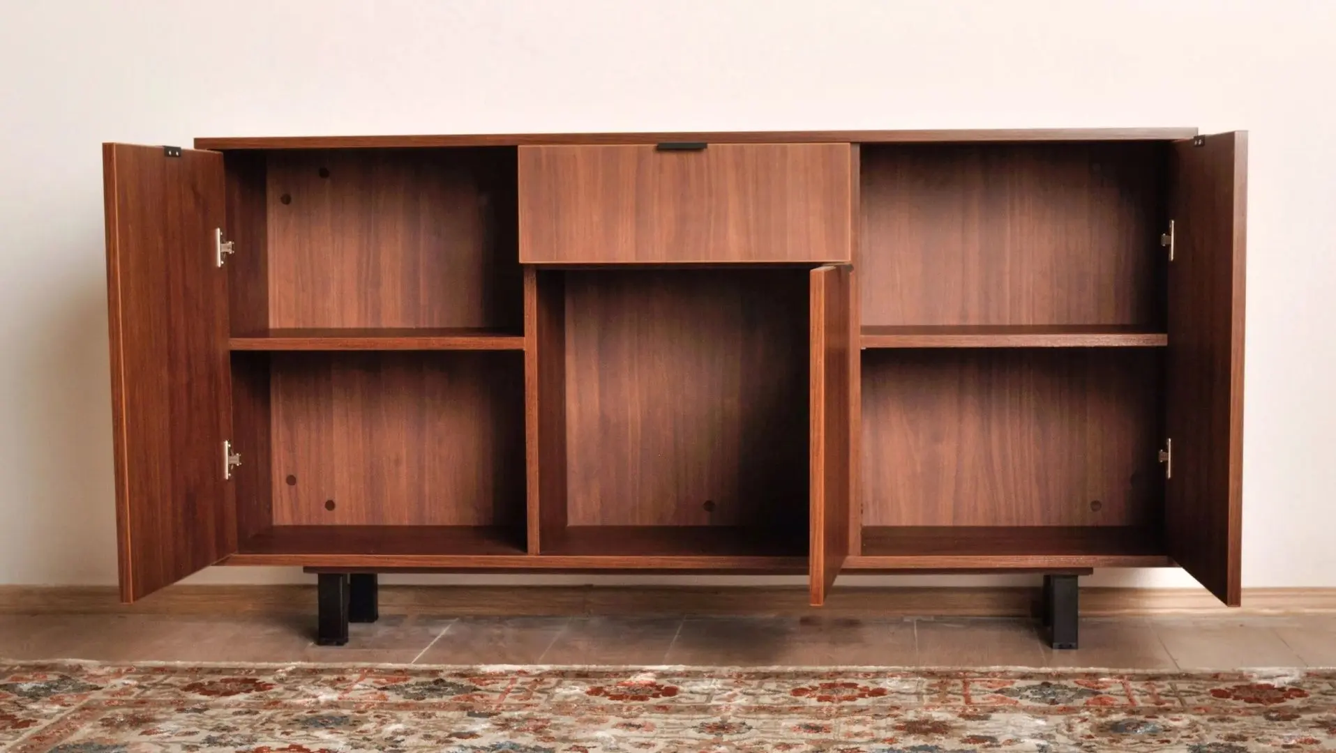 Tumba Fabrik Home Harvey (Stone Walnut/Black)