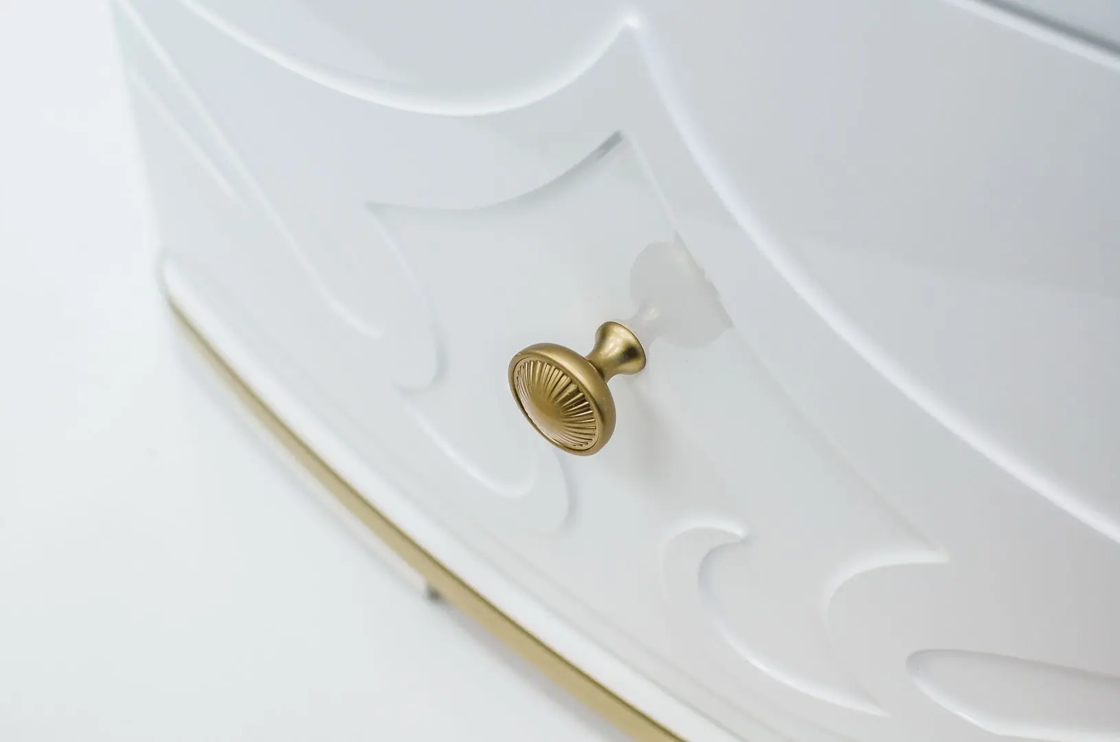 Noptiera Неман Liberti МН-313-02 (White Gloss/White)