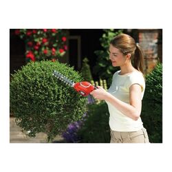 Foarfecă cu acumulator Black&Decker GSL700KIT-QW Thumb