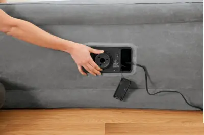 Pat gonflabil Intex Comfort-Plush Elevated 64412