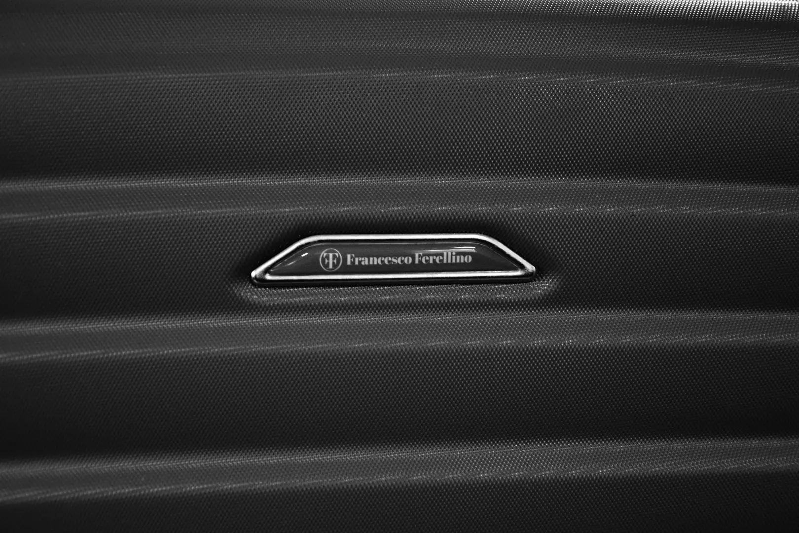 Valiza Francesco Ferellino Estrella M (Black)