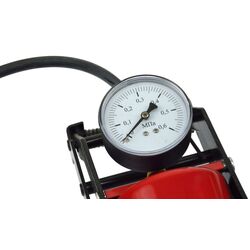 Насос ножной с манометром Geko G01303 Thumb