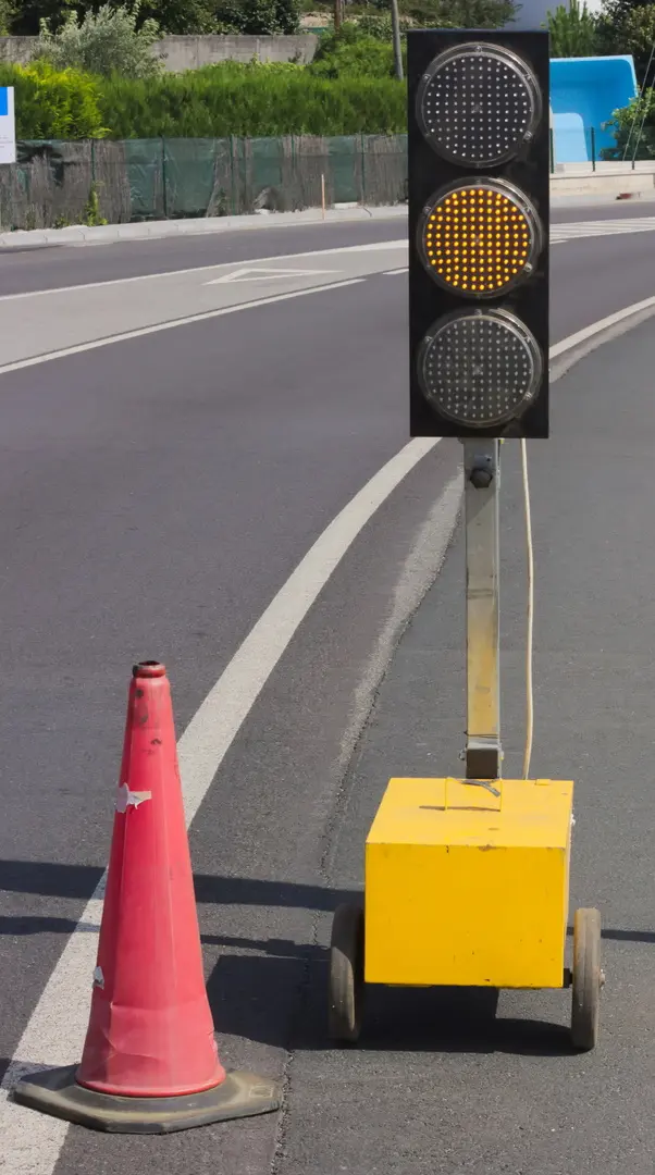 Светофор мобильный Sisas L15502C (Yellow)