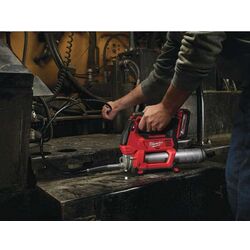 Pompa de gresat cu acumulator Milwaukee M18 GG-201C Thumb