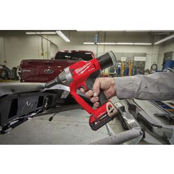 Pistol pentru nituit cu acumulator Milwaukee M18 ONEFPRT-0X Solo Thumb