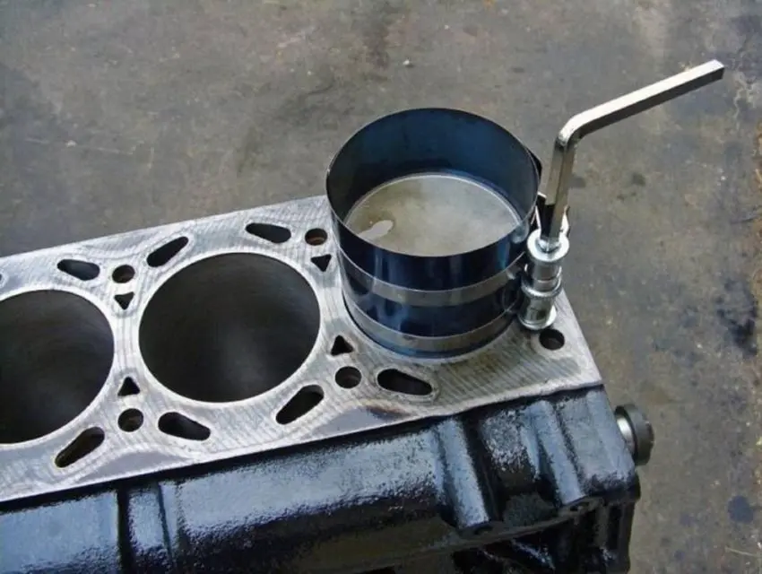 Clemă de piston Yato YT-0635 - 4
