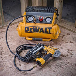 Компрессор Dewalt DPC10RC Thumb