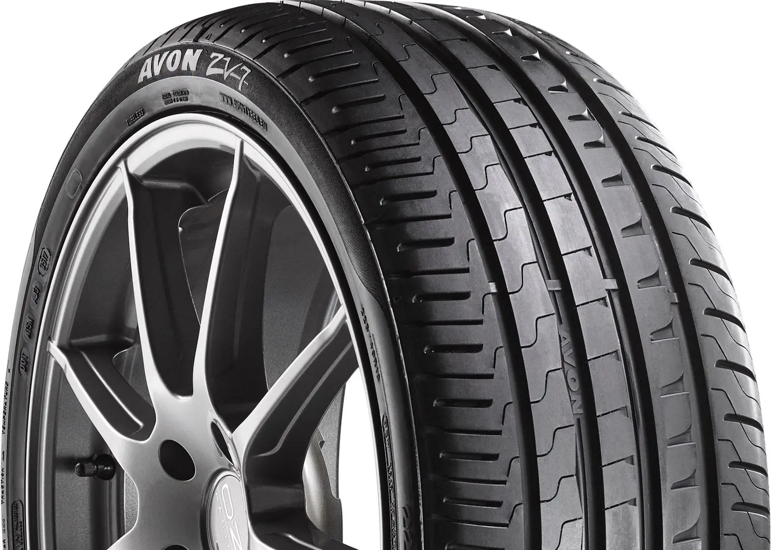 Anvelope Avon ZV7 215/55 R16 93V