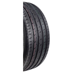 Шины Haida HD927 245/40 ZR20 99W Thumb