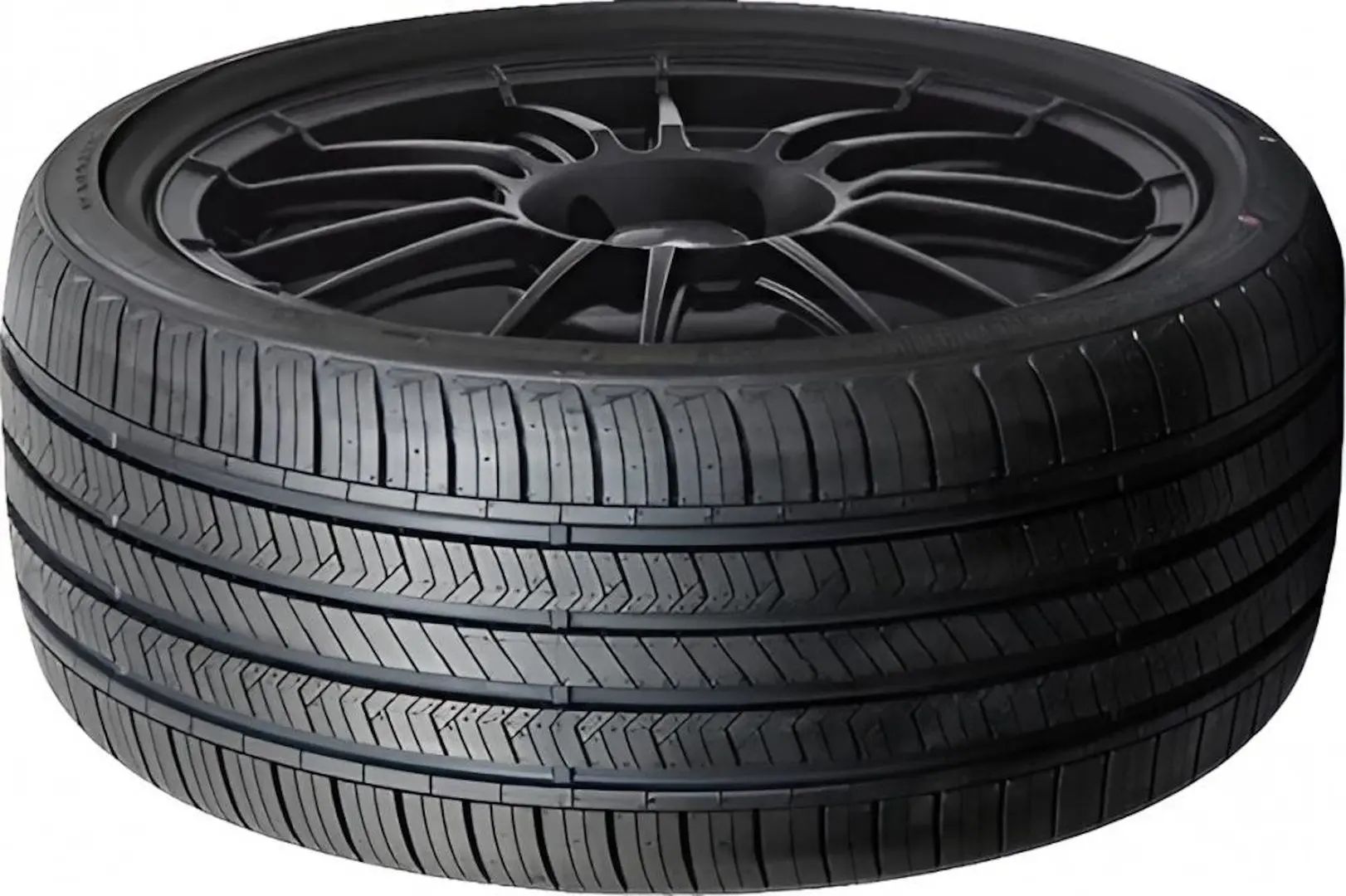 Anvelope Sunny NU025 215/60 R17 96V