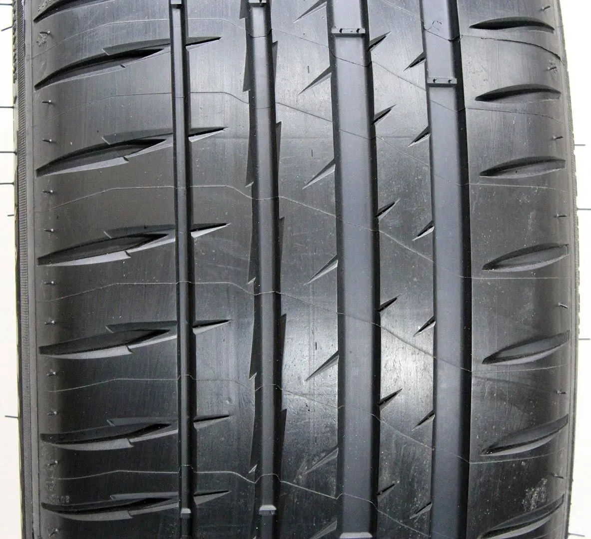 Шины Michelin Pilot Sport 4 245/50 R18 100Y