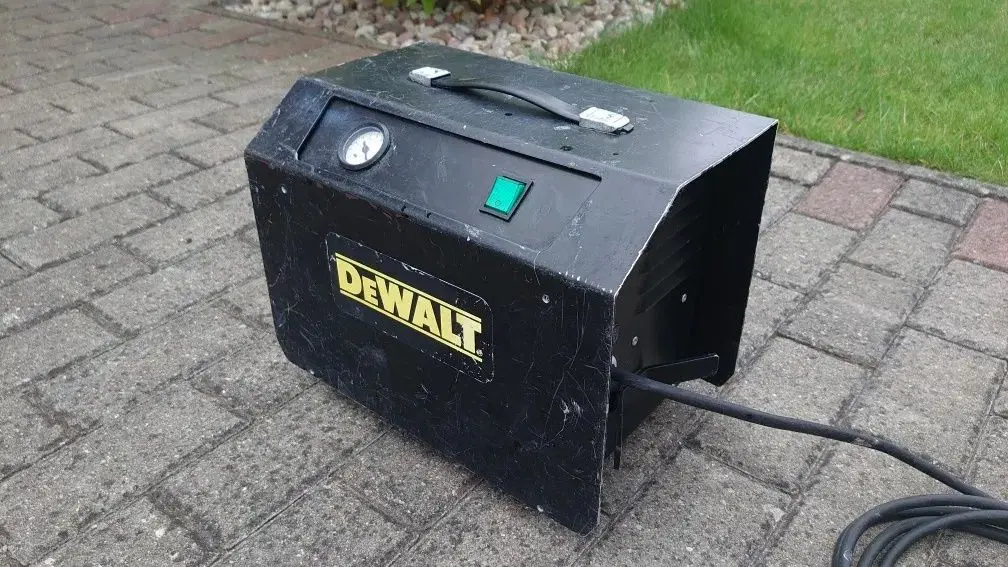 Pompa de aspirare vacuum DeWALT D215837