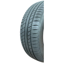 Anvelope RoadX RxQuest SU01 235/50 R20 104Y XL Thumb