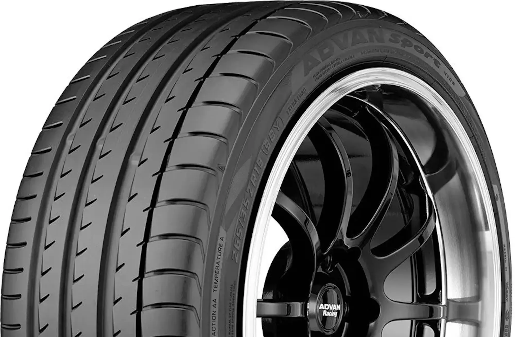 Anvelope Yokohama Advan Sport V105 235/50 R19 105W