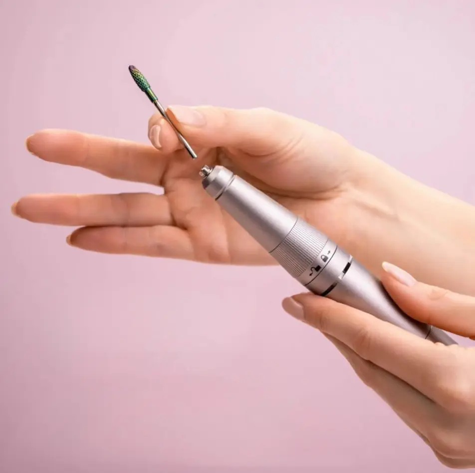 Aparat de manichiură și pedichiură Beurer StudioNails Pro MP200 (White)