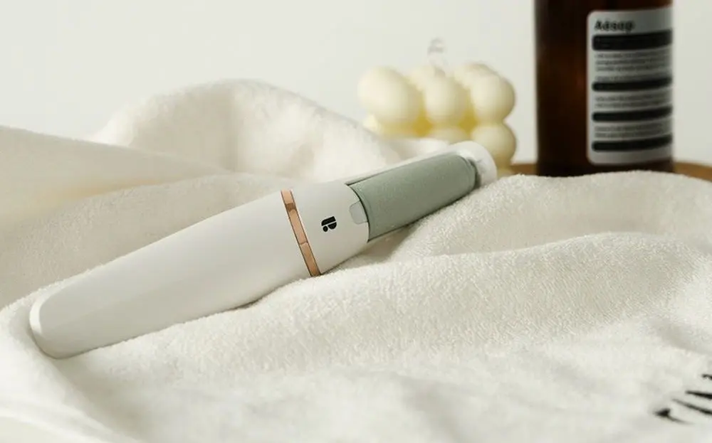 Pila electrica pentru calcaie Liberex CPCR0002 (White)