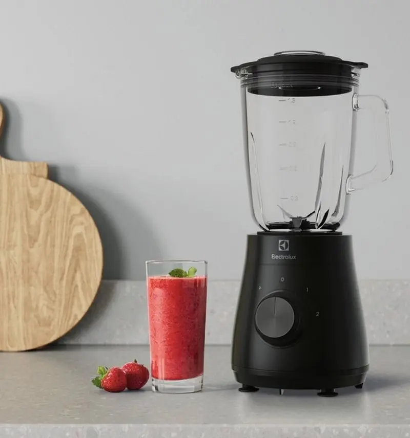 Блендер Electrolux Create 3 E3TB1-4GG (Black)