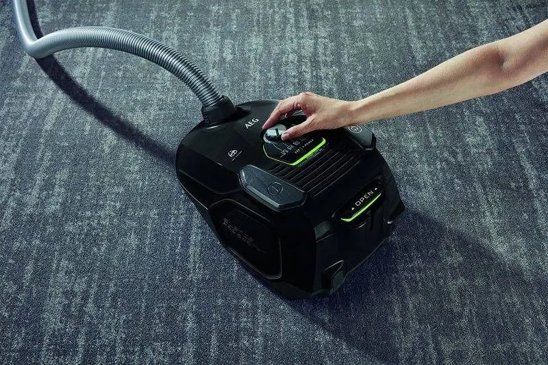 Пылесос AEG VX7-1-OKO (Black) - 3
