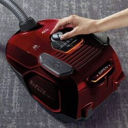 Пылесос AEG VX7-2-CRAK (Red) Thumb