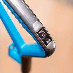 Вертикальный пылесос Bissell CrossWave 17132 (Blue/Titanium) Thumb