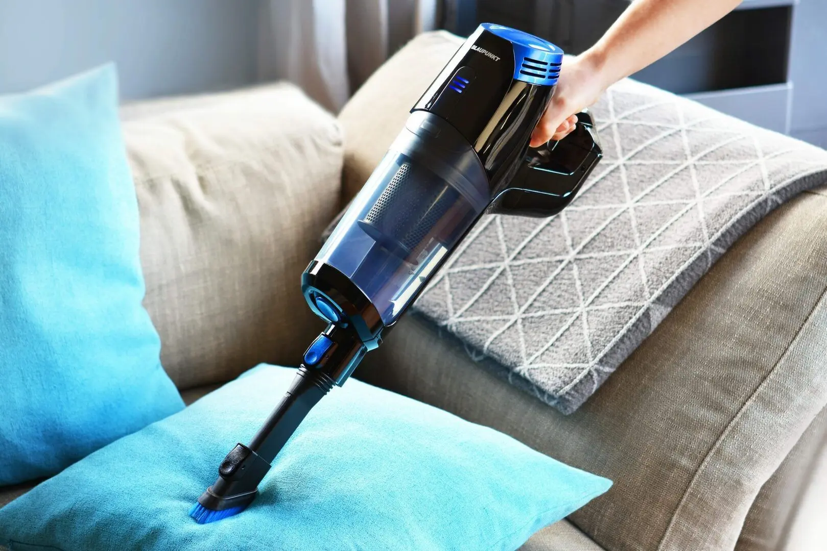 Aspirator vertical Blaupunkt VCH602BL (Black/Blue)