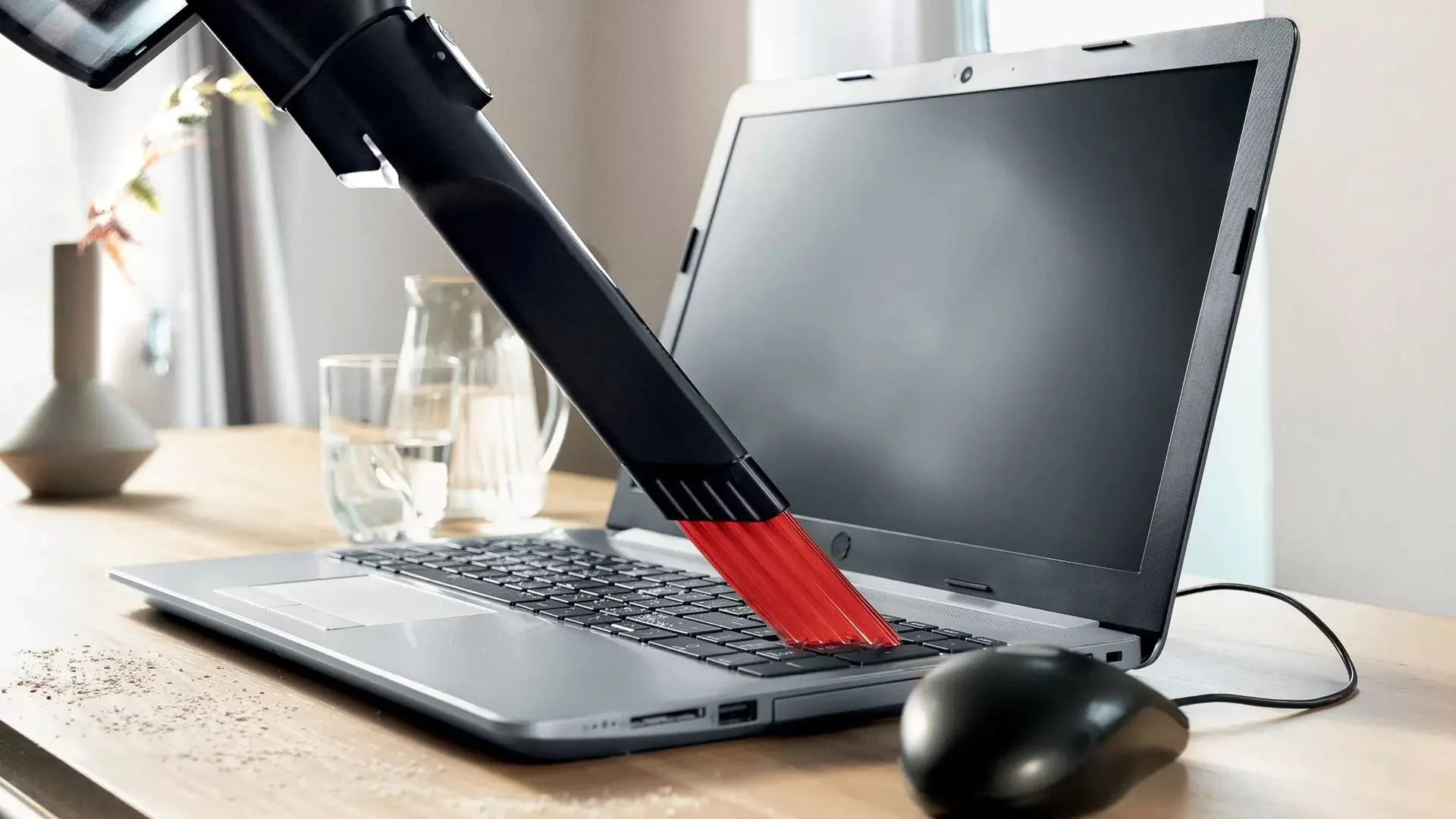 Aspirator cu acumulator Bosch Unlimited 7 BCS712XXL (Black)